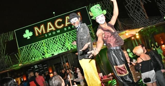 As melhores baladas, os melhores eventos, as melhores festas. Acompanhe nas fotos e informações sobre Jacareí