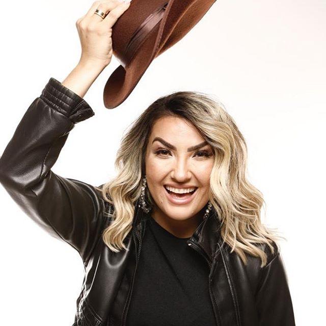 Apresentamos dois personagens de A Fazenda 2019, Thayse Teixeira e Túlio Maravilha