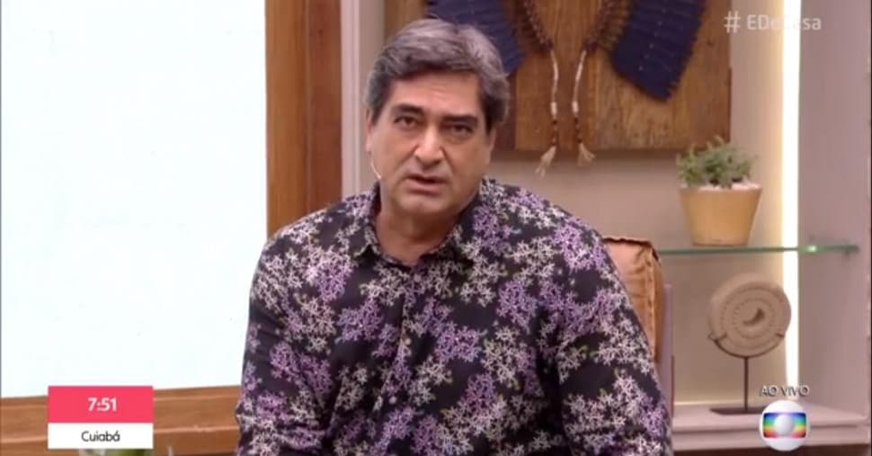 Zeca Camargo no programa É De Casa da TV Globo