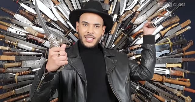 Apresentamos a biografia de Bruno Rocha, o Hugo Gloss, que já trabalhou no Big Brother Brasil e no Caldeirão do Huck antes de criar um site sobre celebridades e famosos