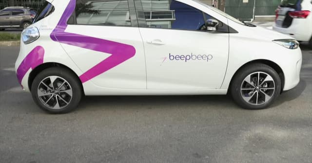 De São José dos Campos ao Aeroporto de Guarulhos. Já pensou em viajar com o carro elétrico da beepbeep? App ficou fora do ar em março de 2024. Acabou? Faliu? O que aconteceu?