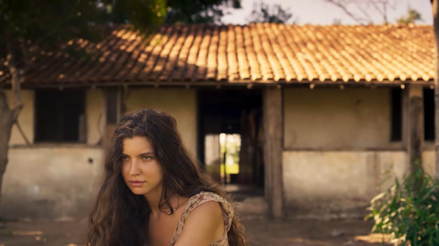 Atriz Alanis Guillen em biografia com Pantanal e Malhação