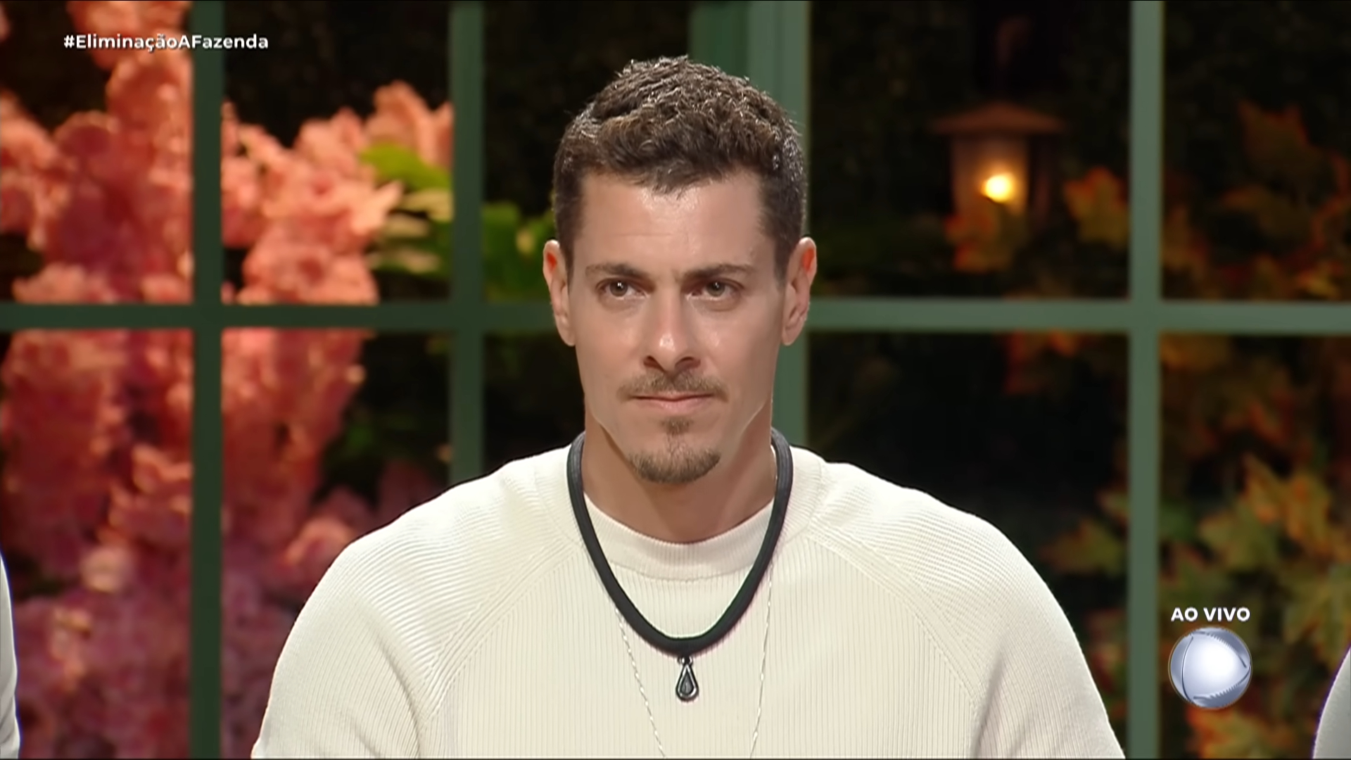 OsPaparazzi destaca a biografia do campeão do reality show A Fazenda, em 2024, aqui na nossa Wikipédia