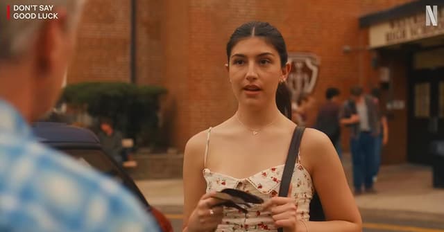 Com Sunny Sandler no papel principal, longa mistura teatro, adolescência e drama familiar em uma história sobre sonhos, perdas e amadurecimento