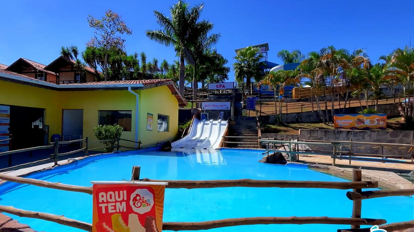 Guararema Acqua Thermas com parque aquático e hospedagem