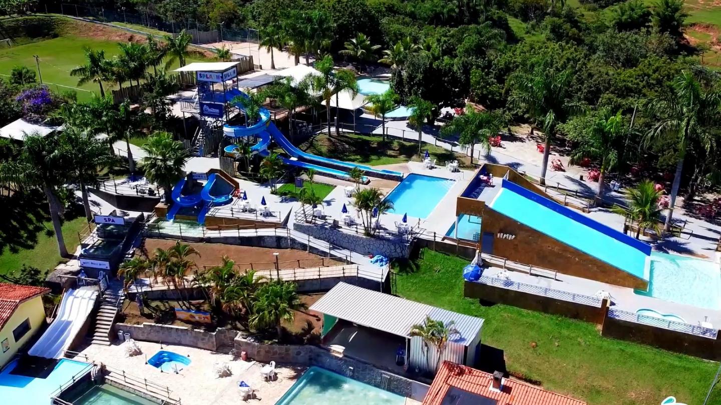Guararema Acqua Thermas com parque aquático e hospedagem